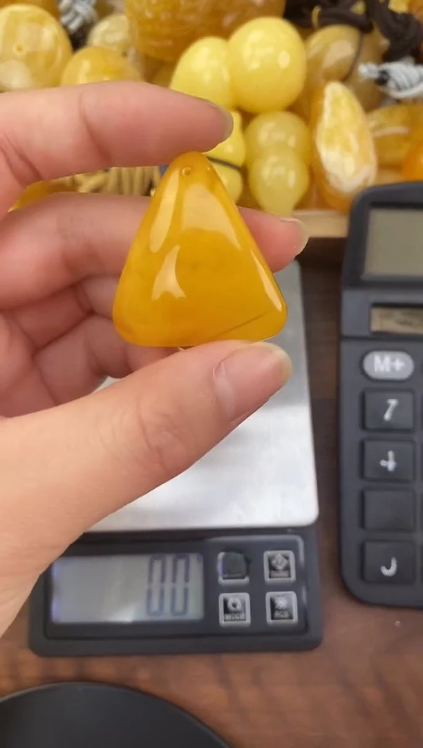 裸石琥珀未镶嵌天然琥珀蜜蜡