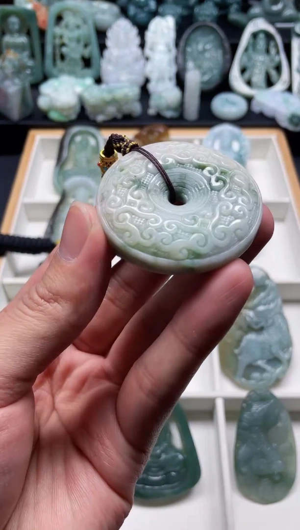 颈饰未镶嵌翡翠14  天然翡翠a货  仿古平安扣