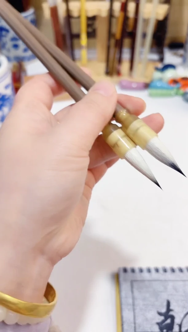 薇薇 定制款紫羊兼毫中楷毛笔2支 出锋2.8 口径1.0 试墨不售后