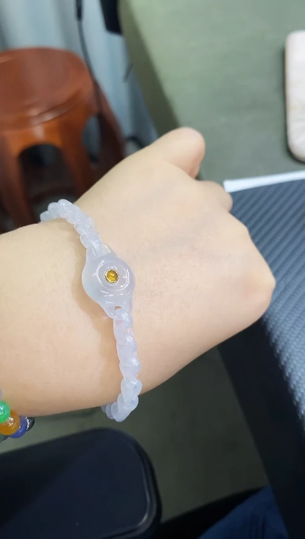 未镶嵌挂件翡翠手链