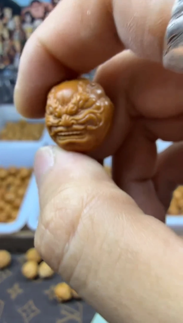 猴头核桃吊坠新款 龙僧