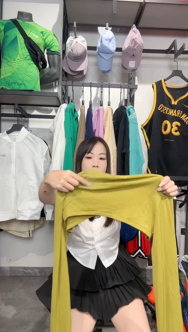 1625  编码 瑕疵款直播间过款为准 尺码