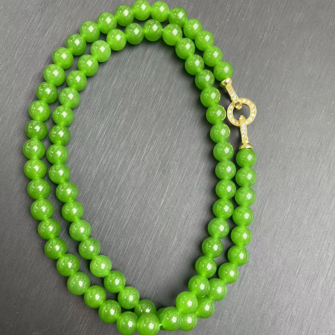 精选时尚气质苹果绿长项链8mmOT扣百搭款戈壁玉项链多样性发其一