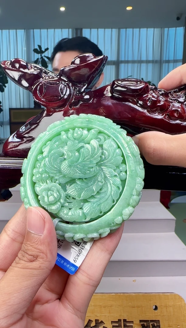 颈饰未镶嵌翡翠一套+底座AR@@960Q7J05175