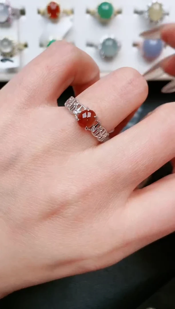 【闪购商品】翡翠戒指银S925镶嵌....