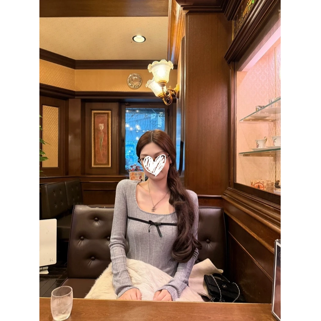 白/灰U领蝴蝶结修身内搭女软糯亲肤长袖针织上衣#Y224