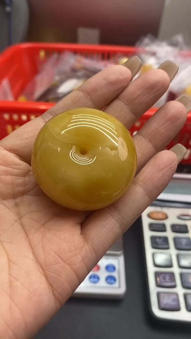 琥珀未镶嵌珠宝奇石1405