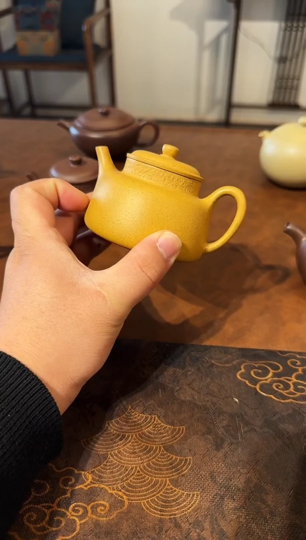 茶壶紫砂舍*不黄金段言心