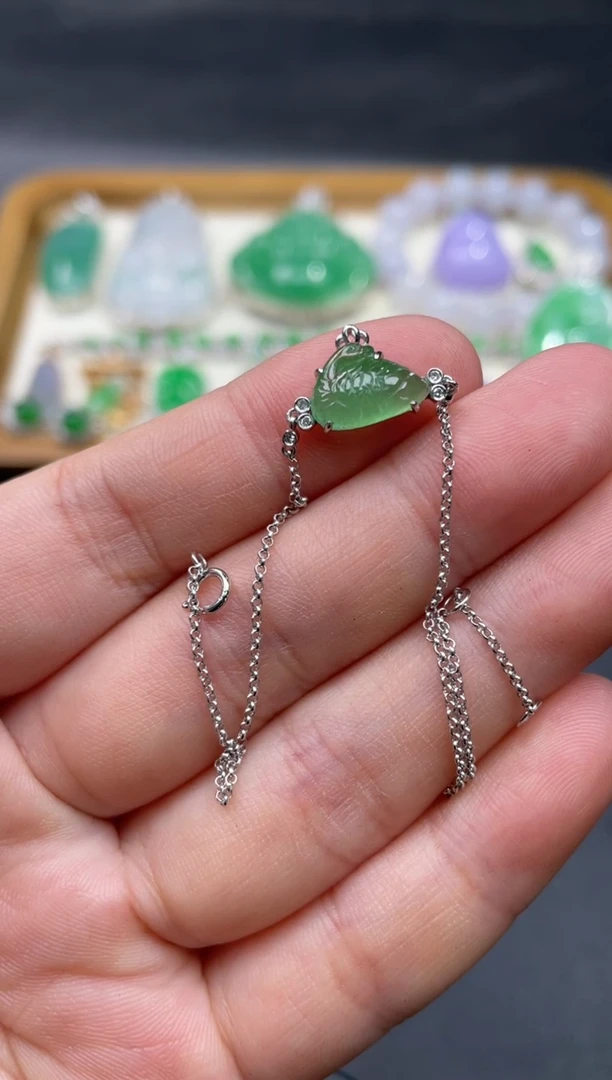 【闪购商品】翡翠手链18K金镶嵌65..........