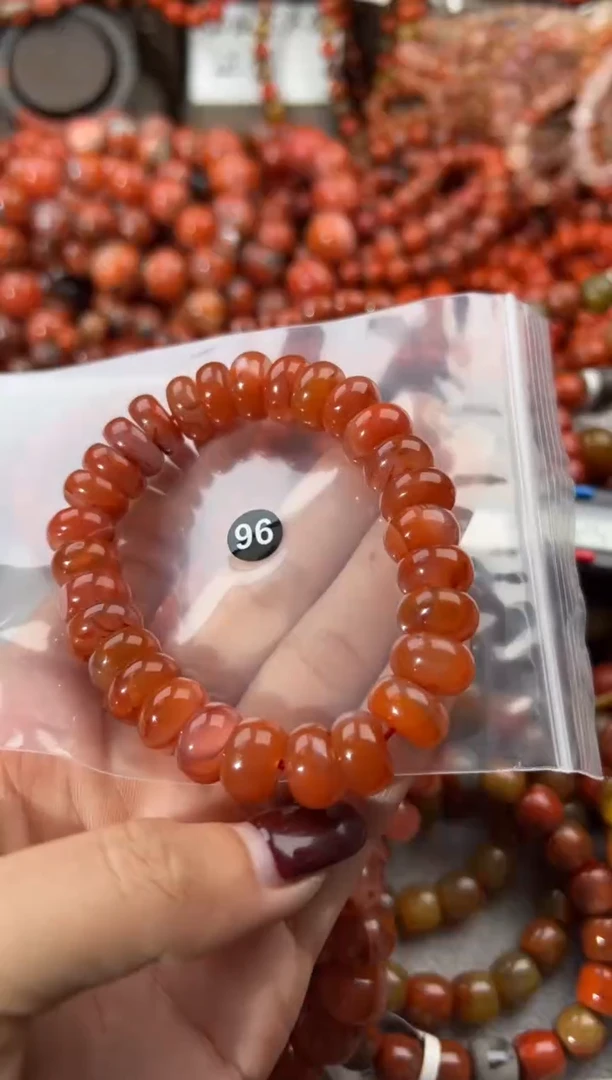 未镶嵌手串南红玛瑙12+