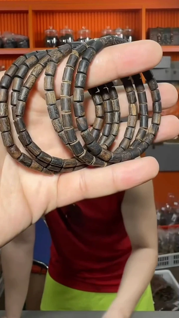 沉香手串23号沉水文莱黑棋多样性发一