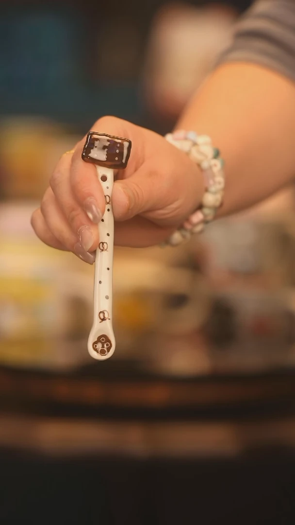 【闪购商品】摆件景德镇釉下彩绘设计师款式陶瓷