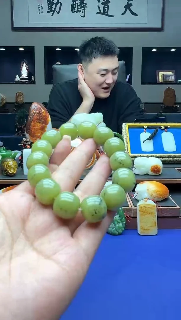 【闪购商品】和田玉手串未镶嵌11111hk