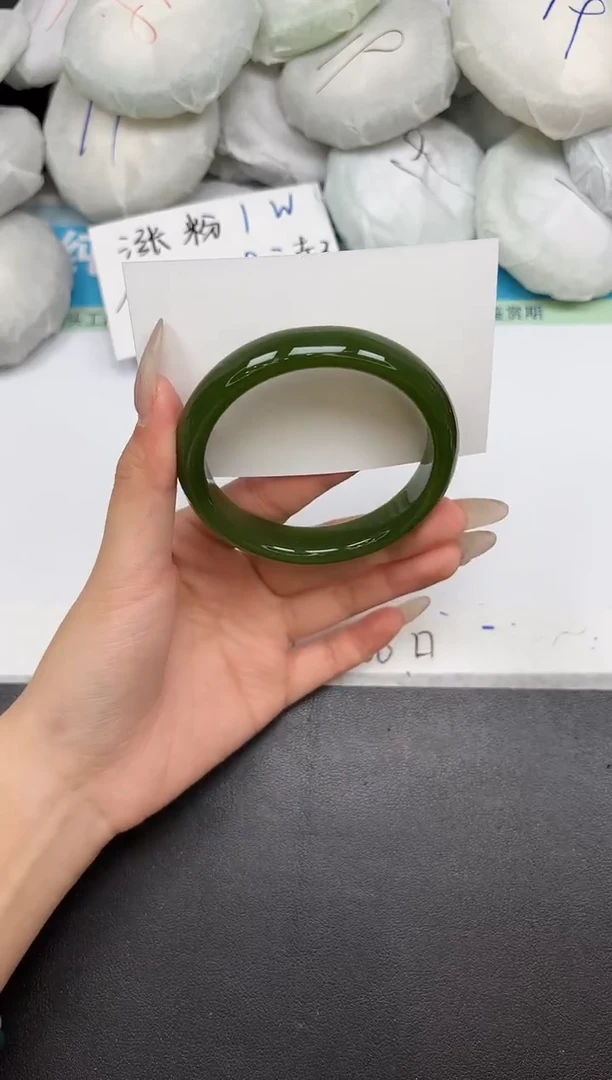 未镶嵌手镯石英质玉315-60.4