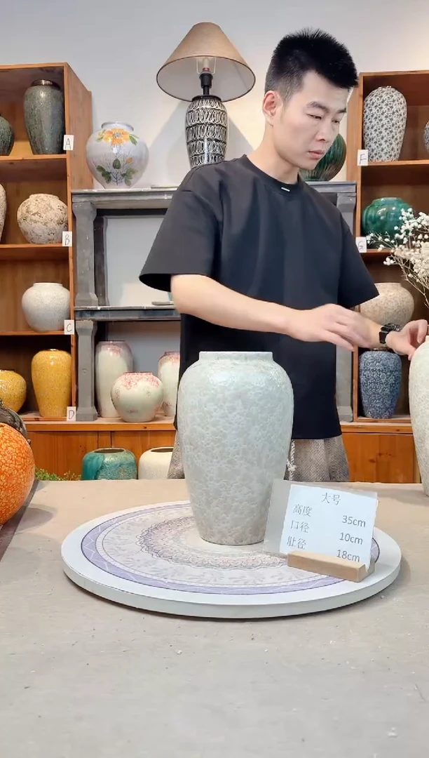 瓶陶瓷花瓶  茶白 中号  正品