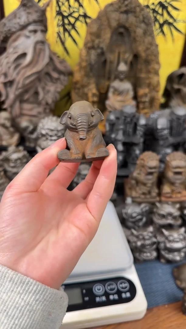 铁精致潮玩摆件小奶象