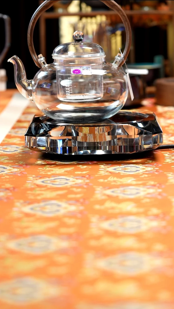 闪购   星璨水晶电陶炉+云汐壶