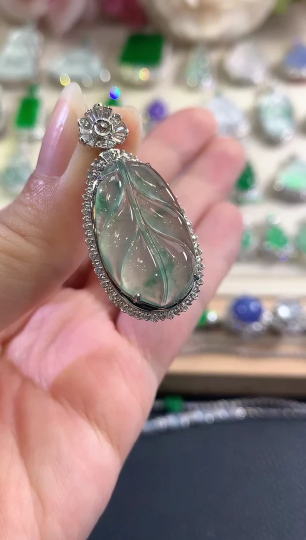 吊坠(不含链)18K金镶嵌翡翠d74