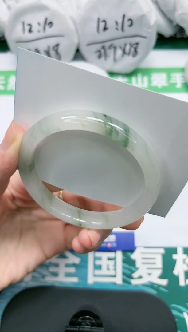 【闪购商品】石英质玉手镯未镶嵌K344-58