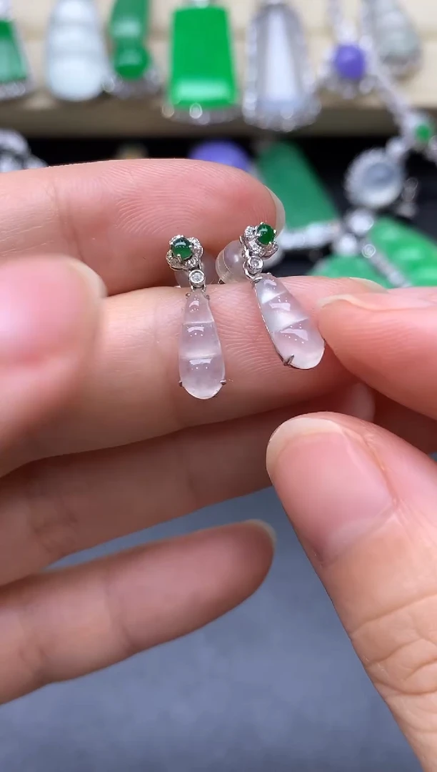 18K金镶嵌翡翠耳饰257-中国好珍宝