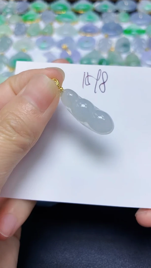 翡翠未镶嵌颈饰 天然缅甸翡翠A货