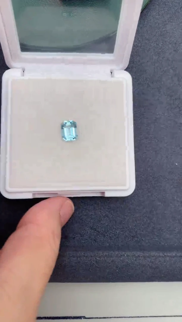 海蓝宝石裸石未镶嵌1.5ct海蓝宝