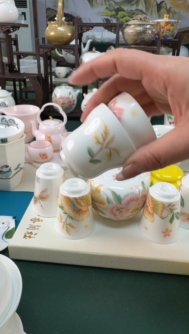 【闪购商品】瓷器 ······.......