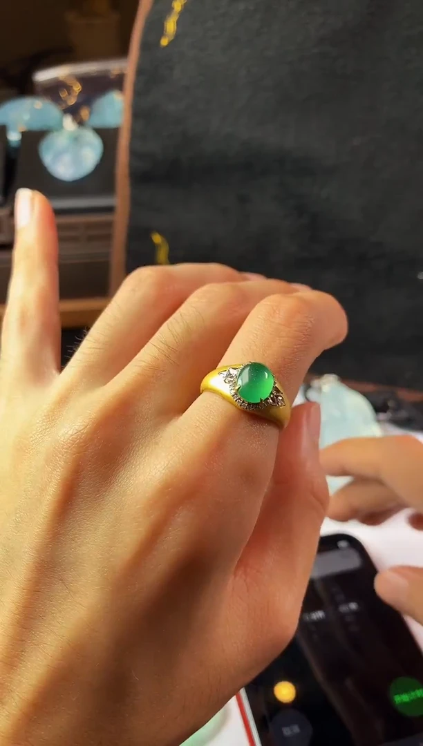 18K金镶嵌定制翡翠相****～YZ-戒指