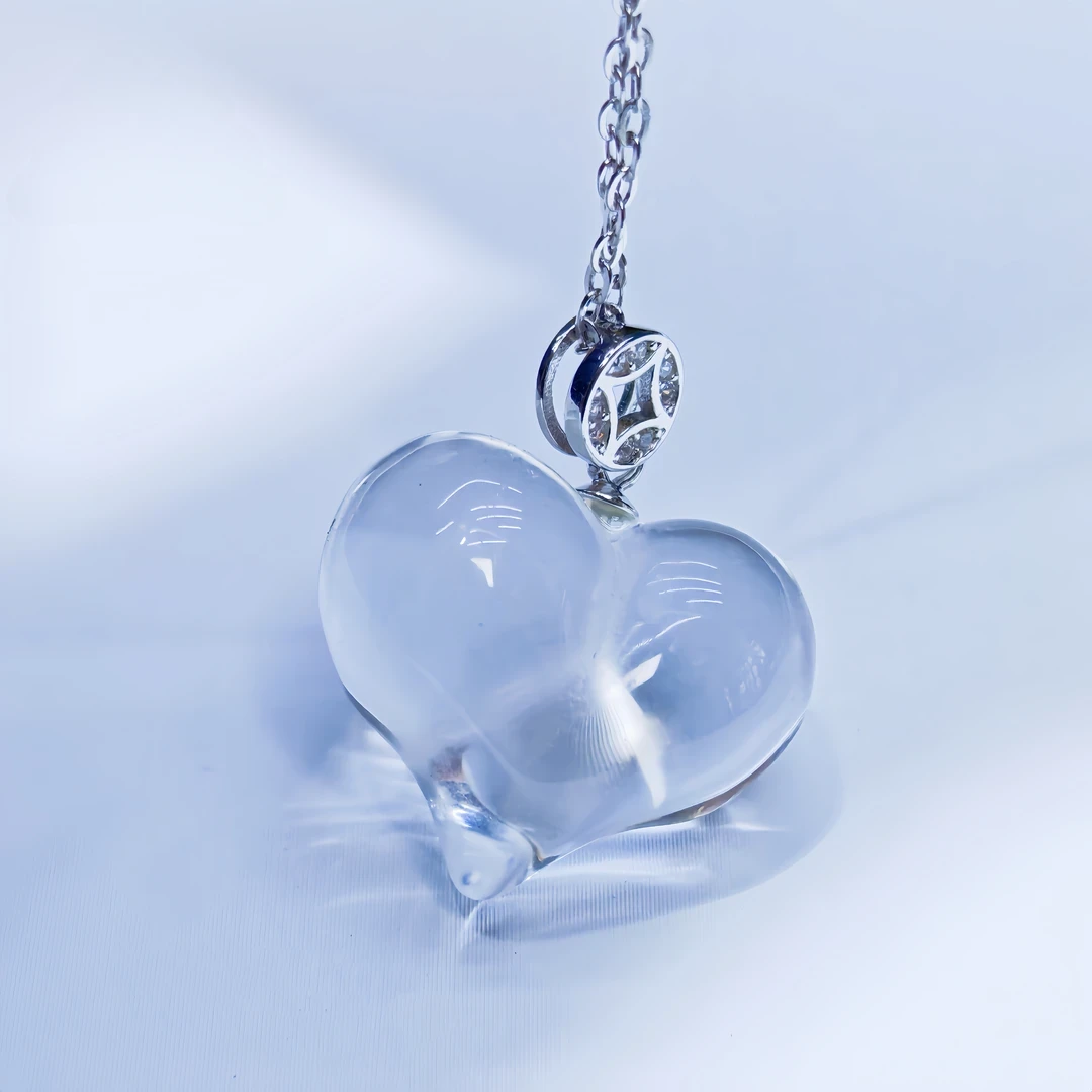 【屁桃】天然水晶屁桃 s925银吊坠白色气质百搭手工多样性发其一