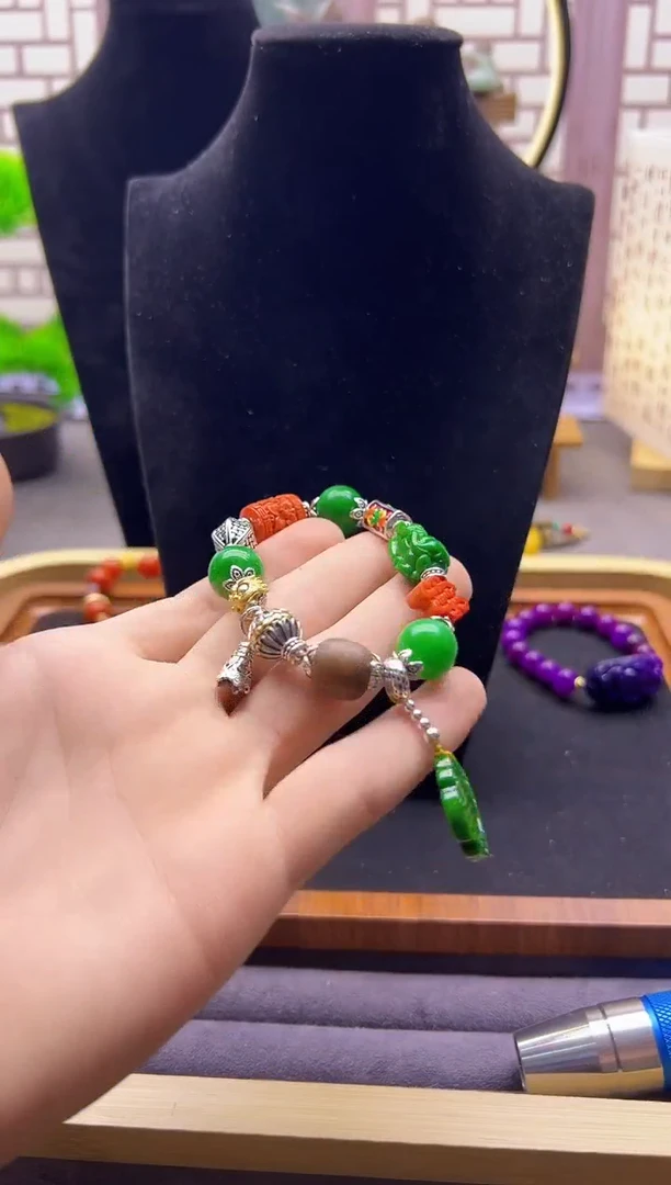 【闪购商品】翡翠手链银S925镶嵌S248