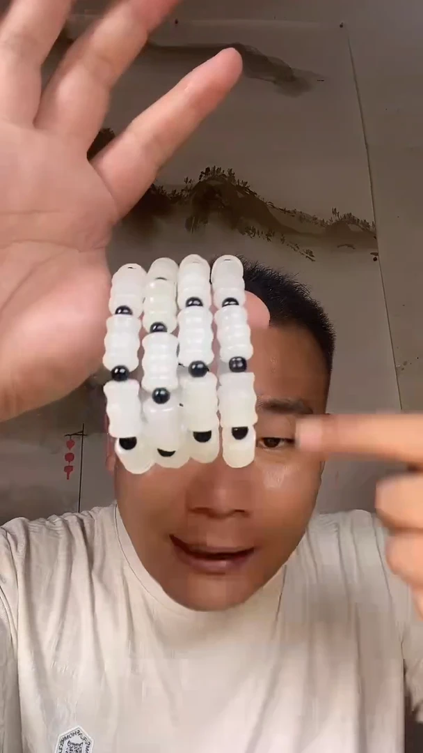 石英质玉（金丝玉）手串未镶嵌手串