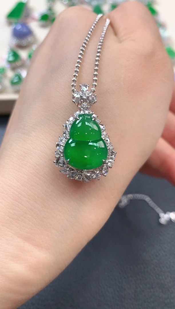 【闪购商品】翡翠吊坠(不含链)18K金镶嵌b134