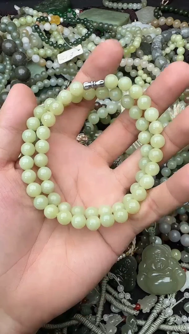 颈饰未镶嵌和田玉拍一发一