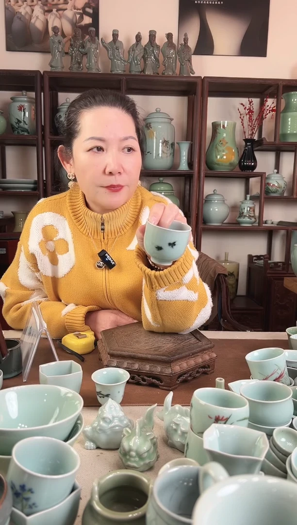 釉中彩 燕子画 直口杯