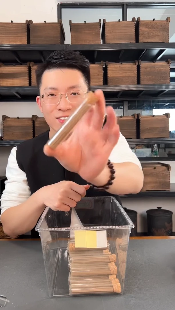 【闪购商品】香港特级土沉无粘粉方条线香8克