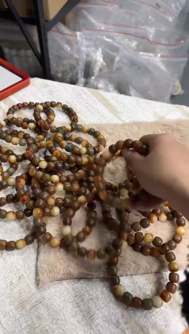 【闪购商品】菩提根/象牙果手串12.5糖壳（133）