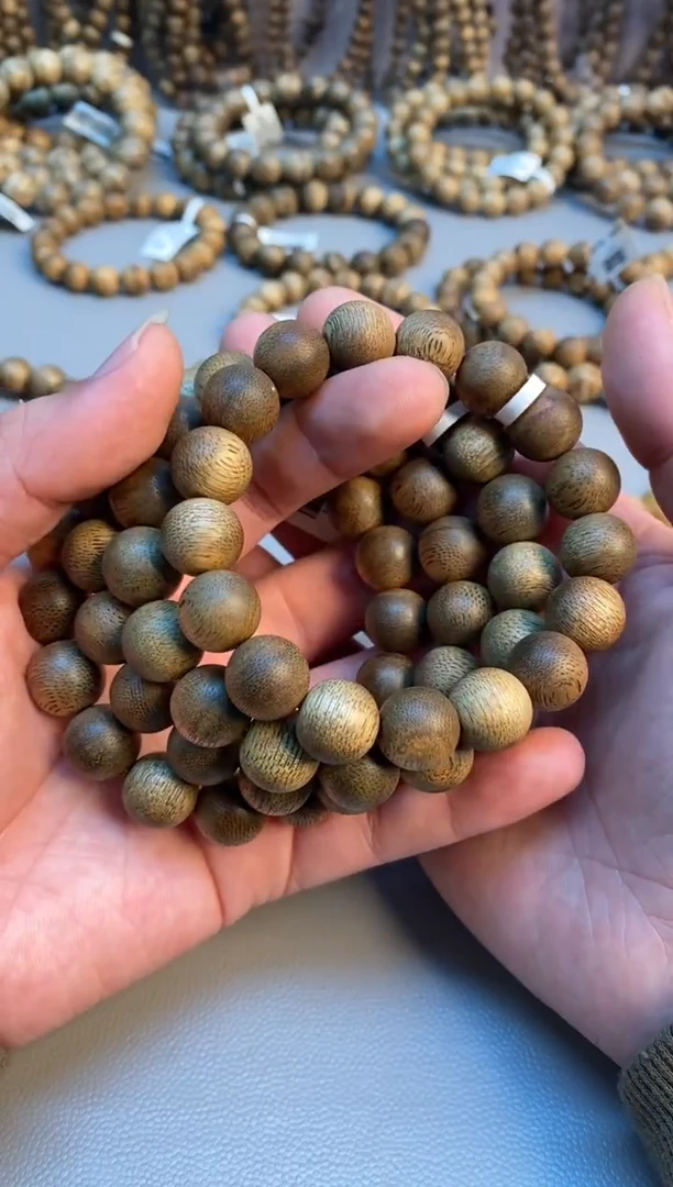 沉香手串 文莱圆珠单圈1.3多样性发其一