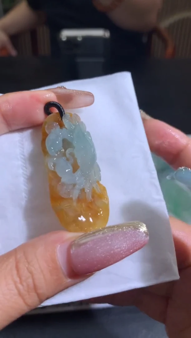 未镶嵌定制翡翠物翡翠