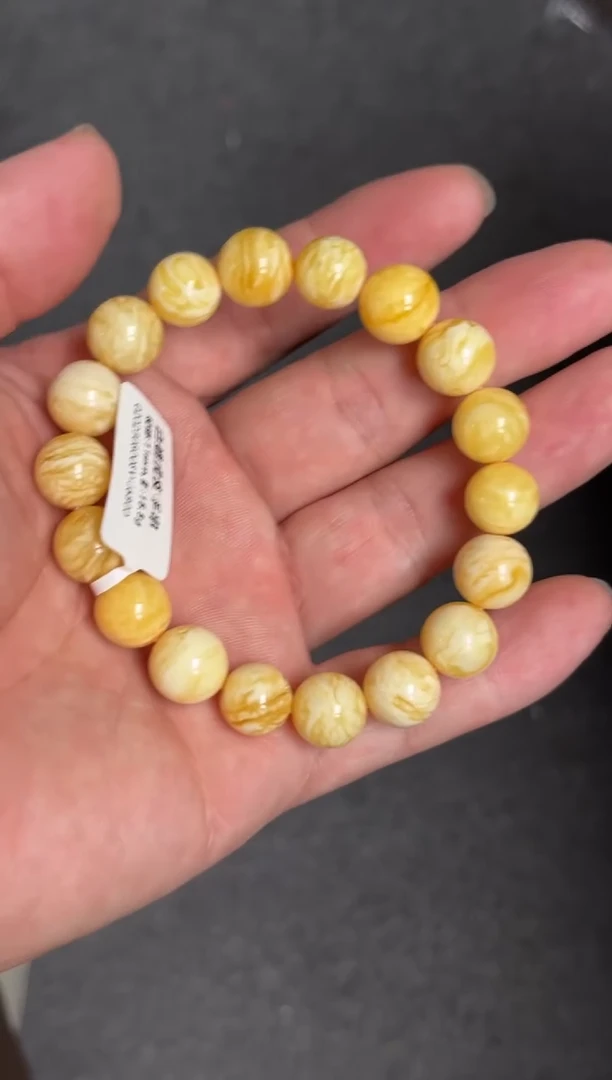 琥珀未镶嵌珠宝奇石无优化
