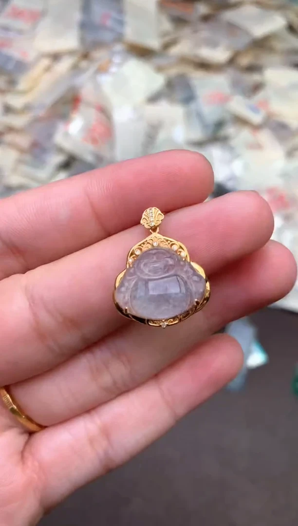 18K金镶嵌挂件翡翠—