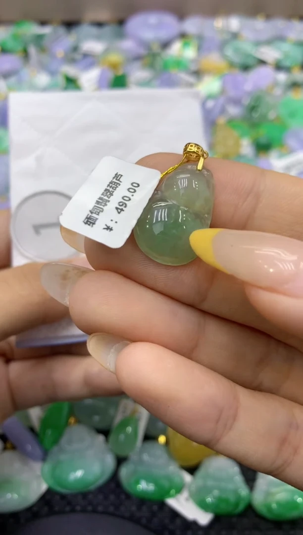 颈饰未镶嵌翡翠天然缅甸翡翠A货