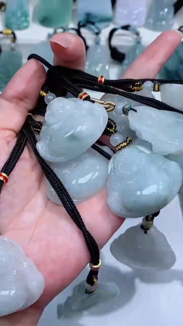 颈饰未镶嵌翡翠吊坠团购多样性发一件