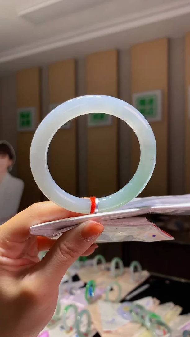 未镶嵌手镯翡翠-C768 圈口 58