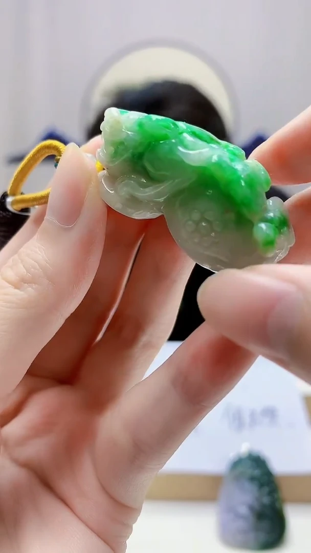 未镶嵌定制翡翠5145zm-毛货挂件59貔貅