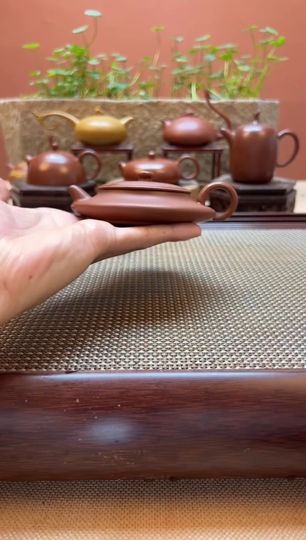 茶壶紫砂朱泥纯料 虚扁飞船 纯手工