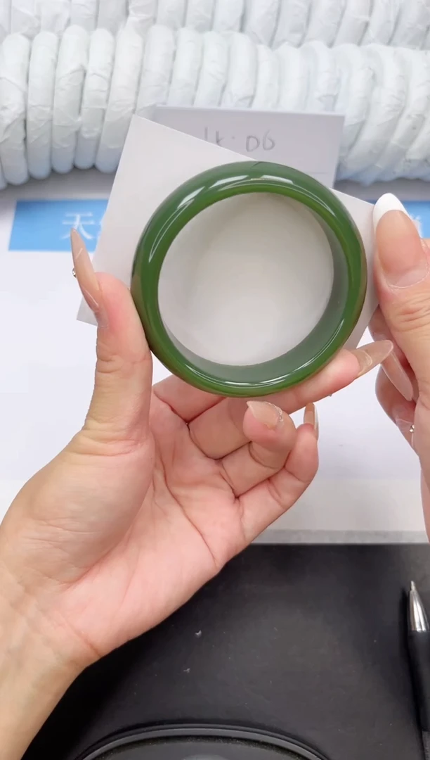 石英质玉手镯未镶嵌73-57.6DB