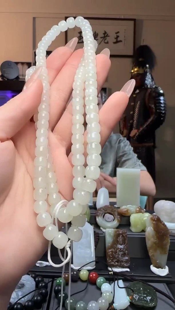 【闪购商品】和田玉白玉老型珠未镶嵌长链