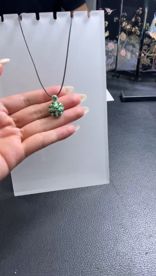 颈饰未镶嵌翡翠W297/多样性发一件/配绳子