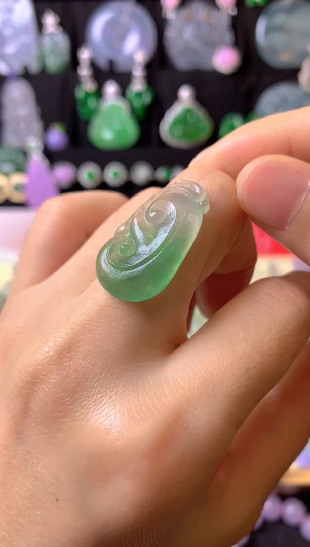 【闪购商品】定制翡翠未镶嵌毛货抛光