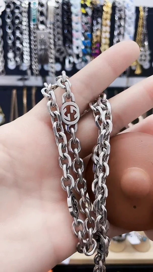 瓷片fgdfhfghdfgdg555